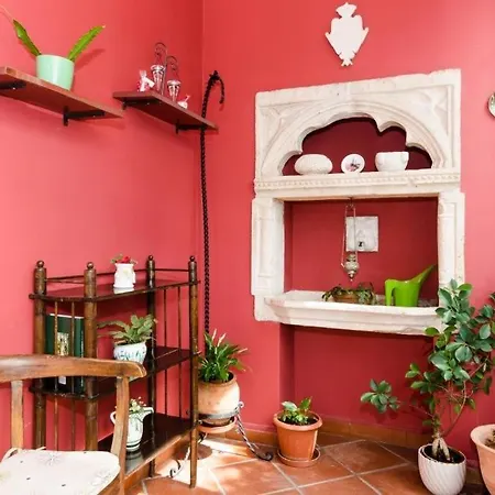 帕翠西加度假屋 *